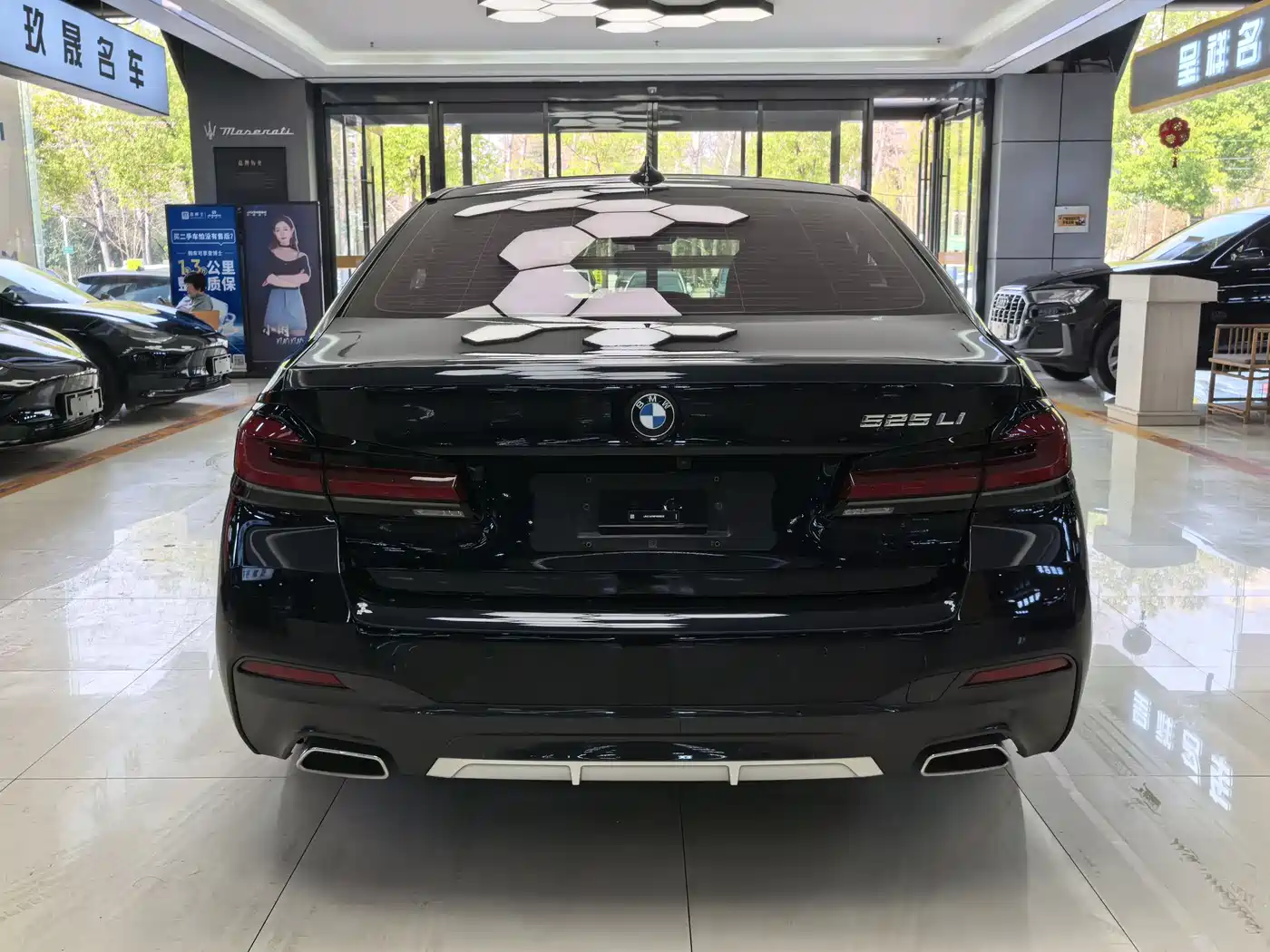 BMW 5 Series 2022 Model Second Facelift 525Li M Sport Package фото 8