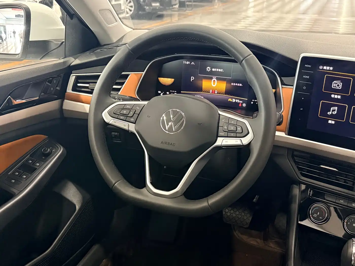 Volkswagen Bora 2024 280TSI DSG Comfort Ride Edition фото 14