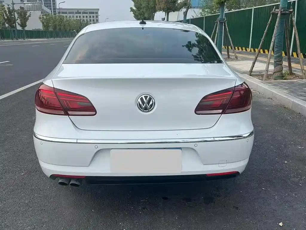 Volkswagen FAW-Volkswagen CC 2018 1.8TSI Luxury фото 6