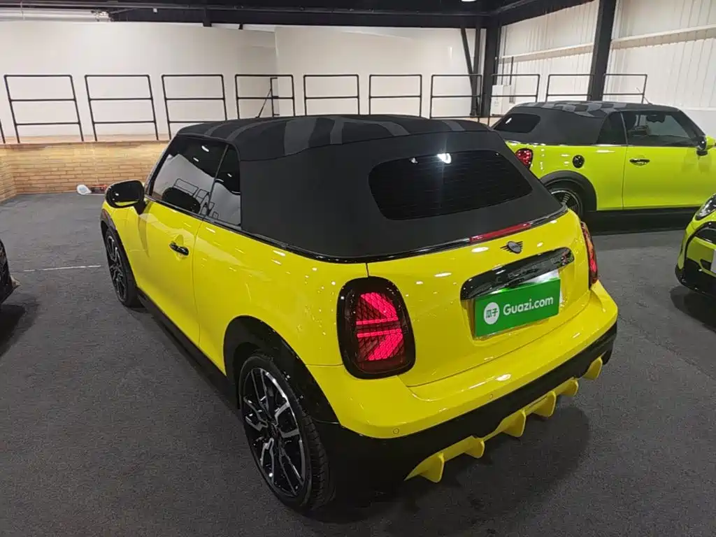 MINI MINI 2025 2025 2.0T COOPER S CABRIO Racer