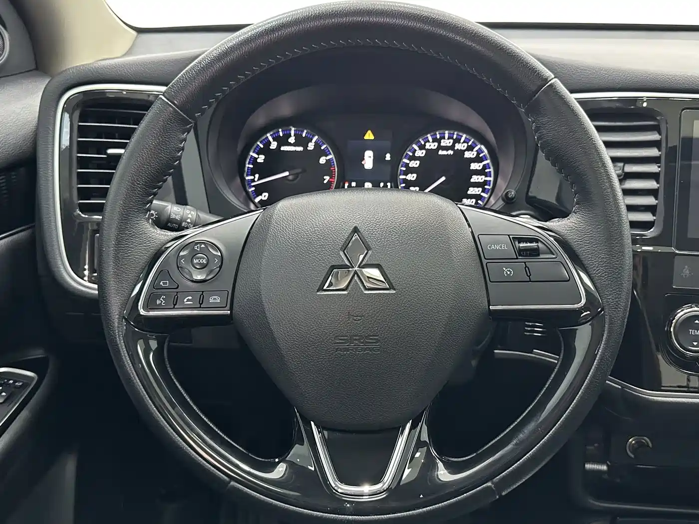 Mitsubishi Outlander 2022 2021 2.0L 2WD Yaodong Edition 5-seater