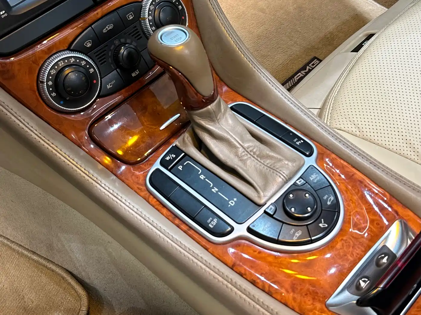 Mercedes-Benz SL-Class 2004 SL 500 фото 11