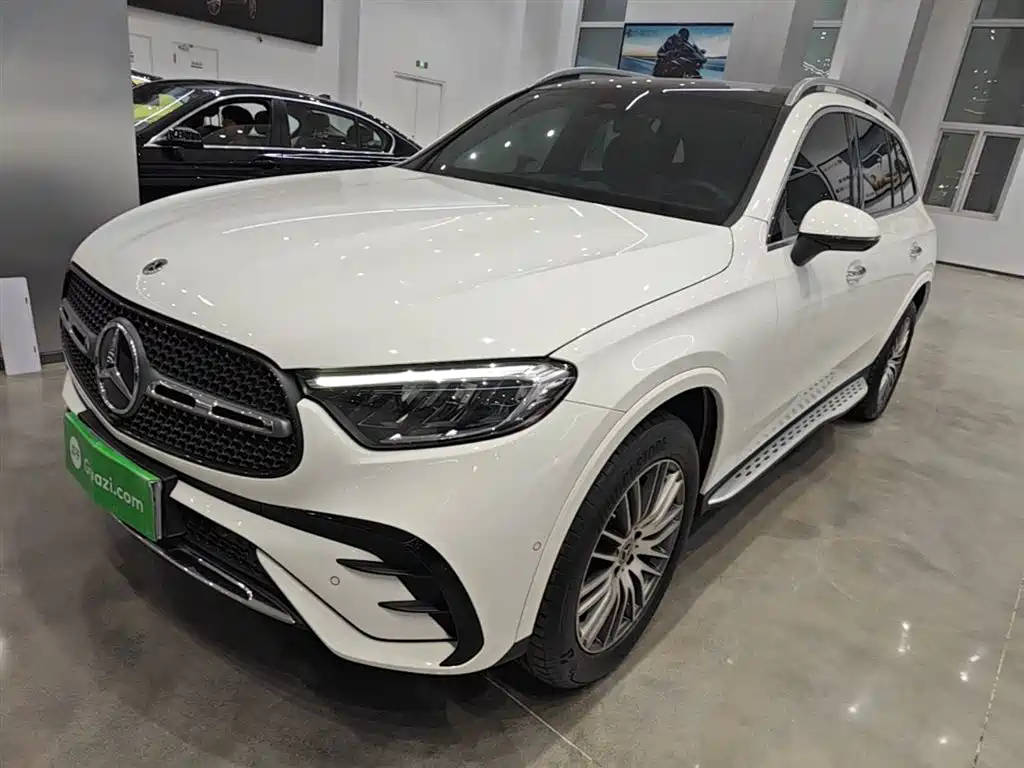 Mercedes-Benz GLC 2023 Facelift GLC 300 L 4MATIC Sport 7-Seater фото 2