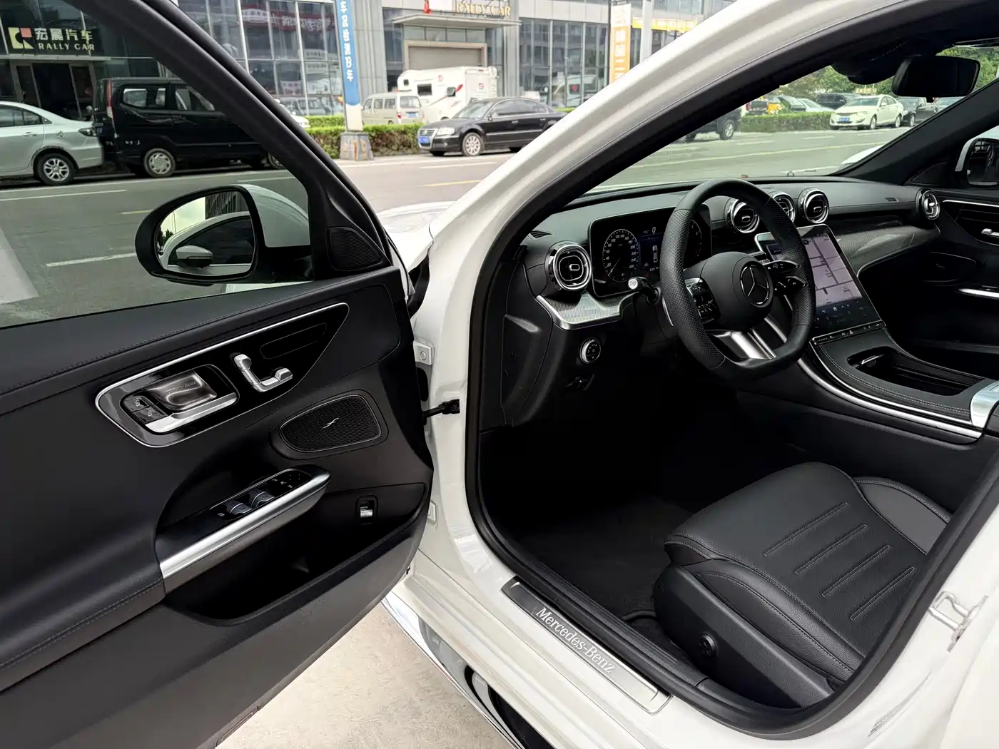 Mercedes-Benz C-Class 2024 Facelift C 260 L Sport фото 16