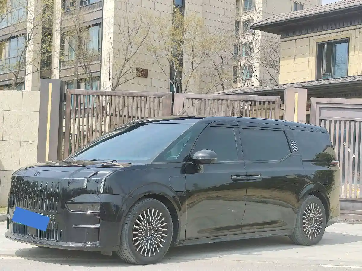 ZEEKR EXTREME KRYPTON 009