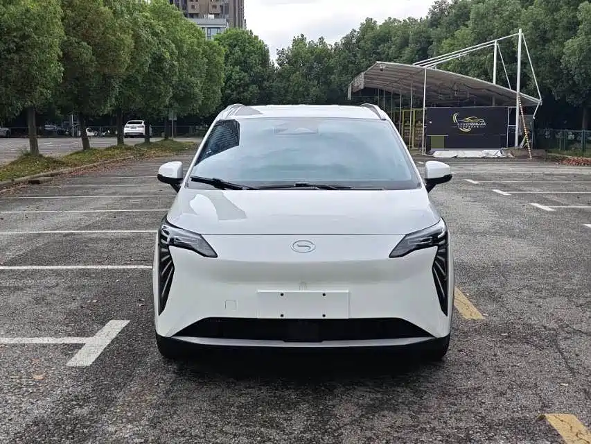 2025 Aion Y