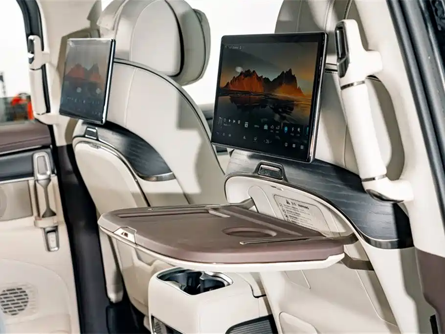 Denza D9 2024 DM-i 980 AWD Flagship фото 22