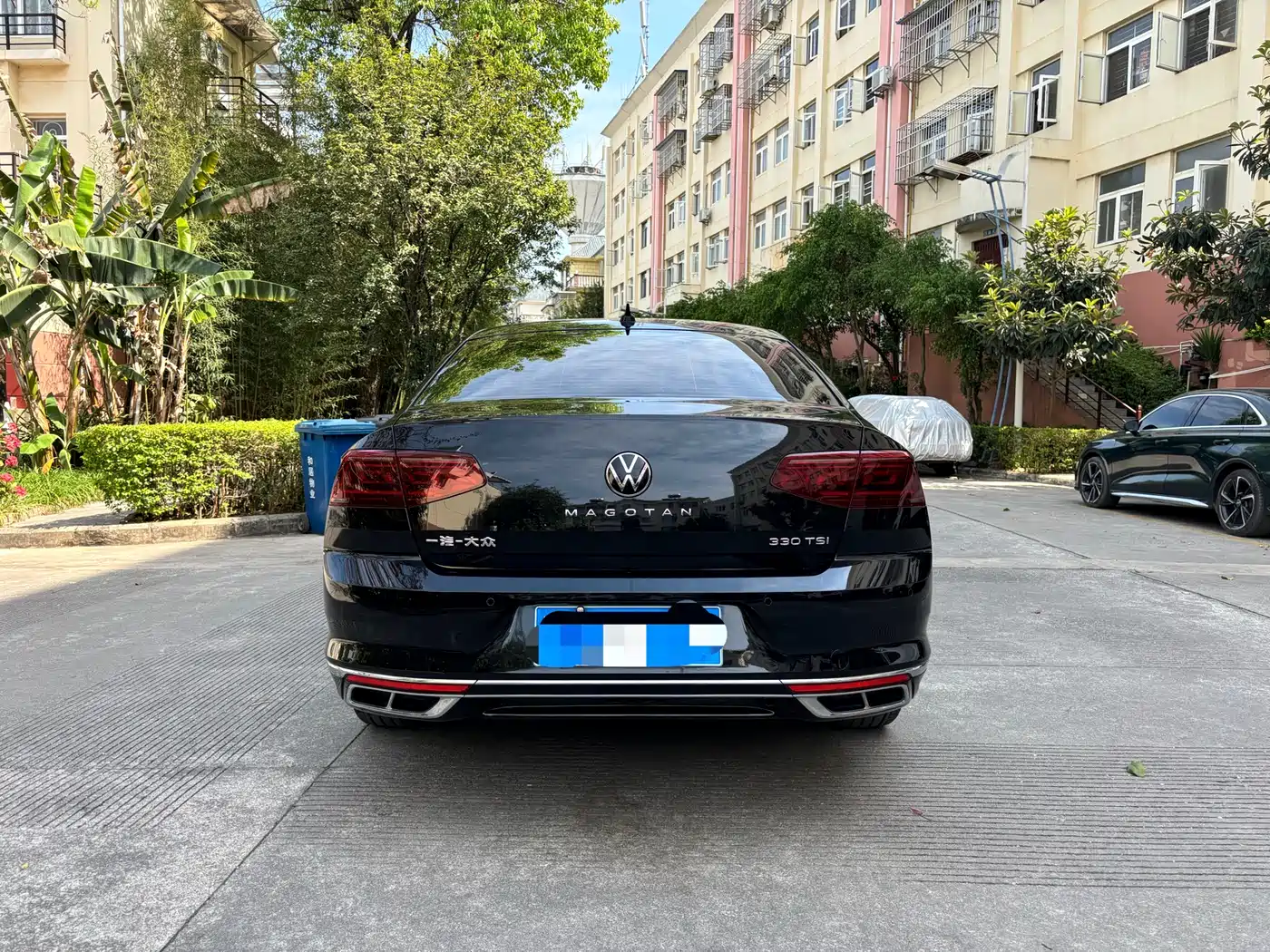 Volkswagen Magotan 2023 Model 2 Million Commemorative Edition 330TSI DSG Luxury фото 4