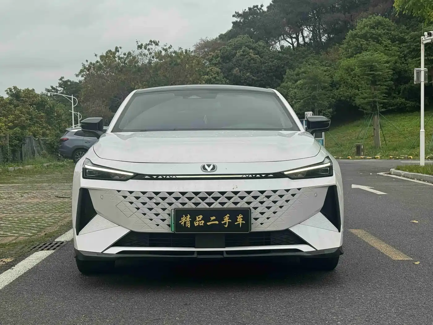 CHANGAN UNI V SMART IDD