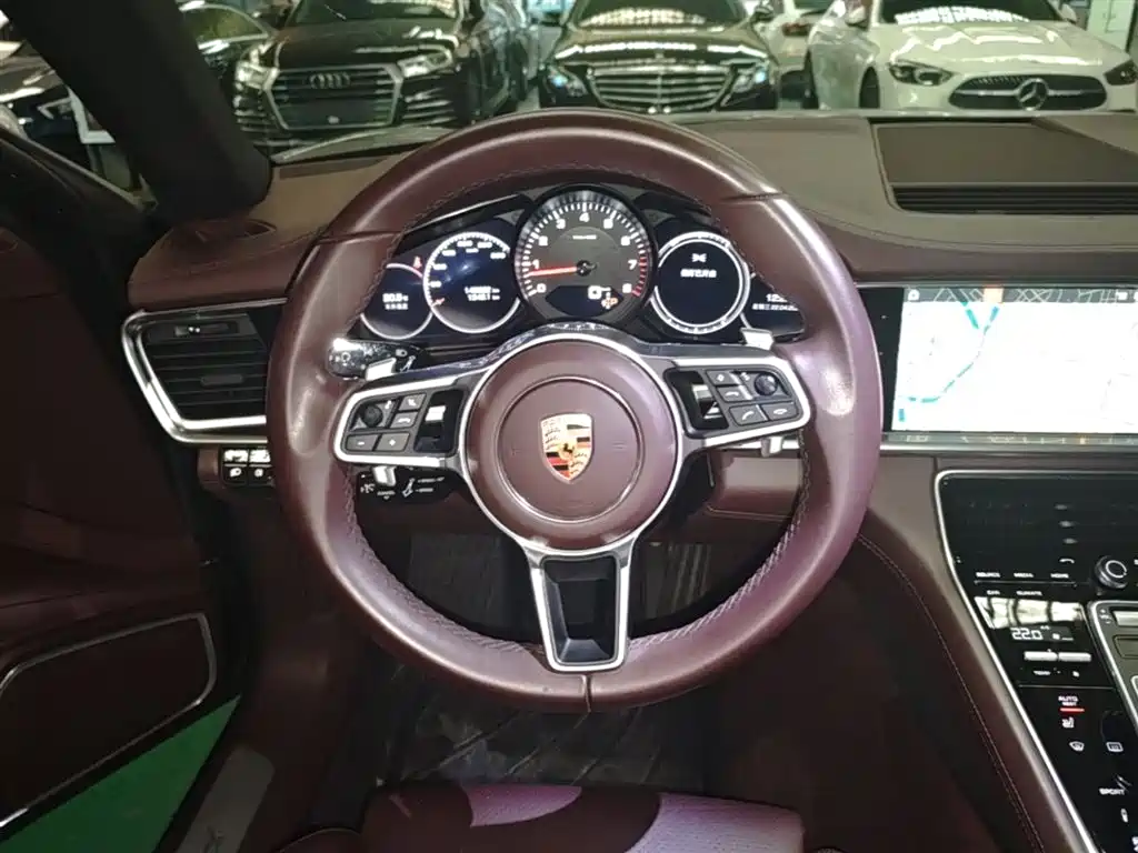 Porsche Panamera 2017 Panamera 3.0T фото 11