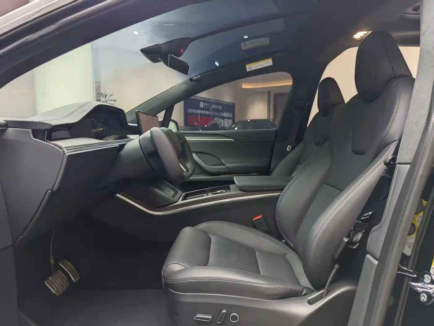 Tesla Model X 2023 Dual Motor All-Wheel Drive Edition фото 4