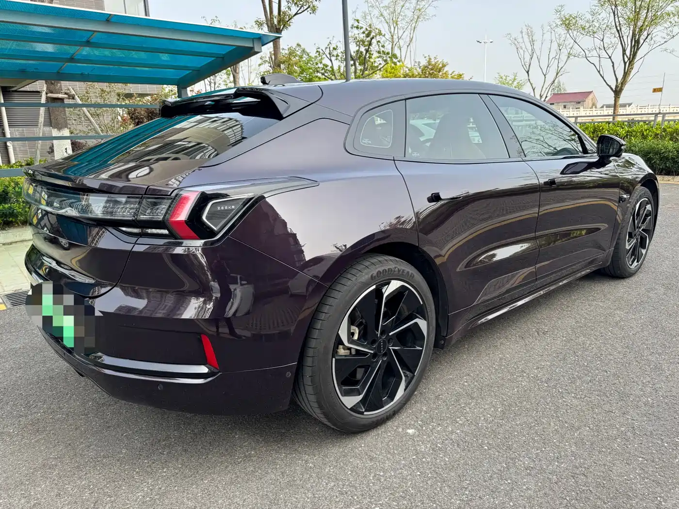 ZEEKR EXTREME KRYPTON 001