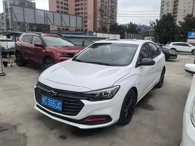 CHEVROLET CRUZE
