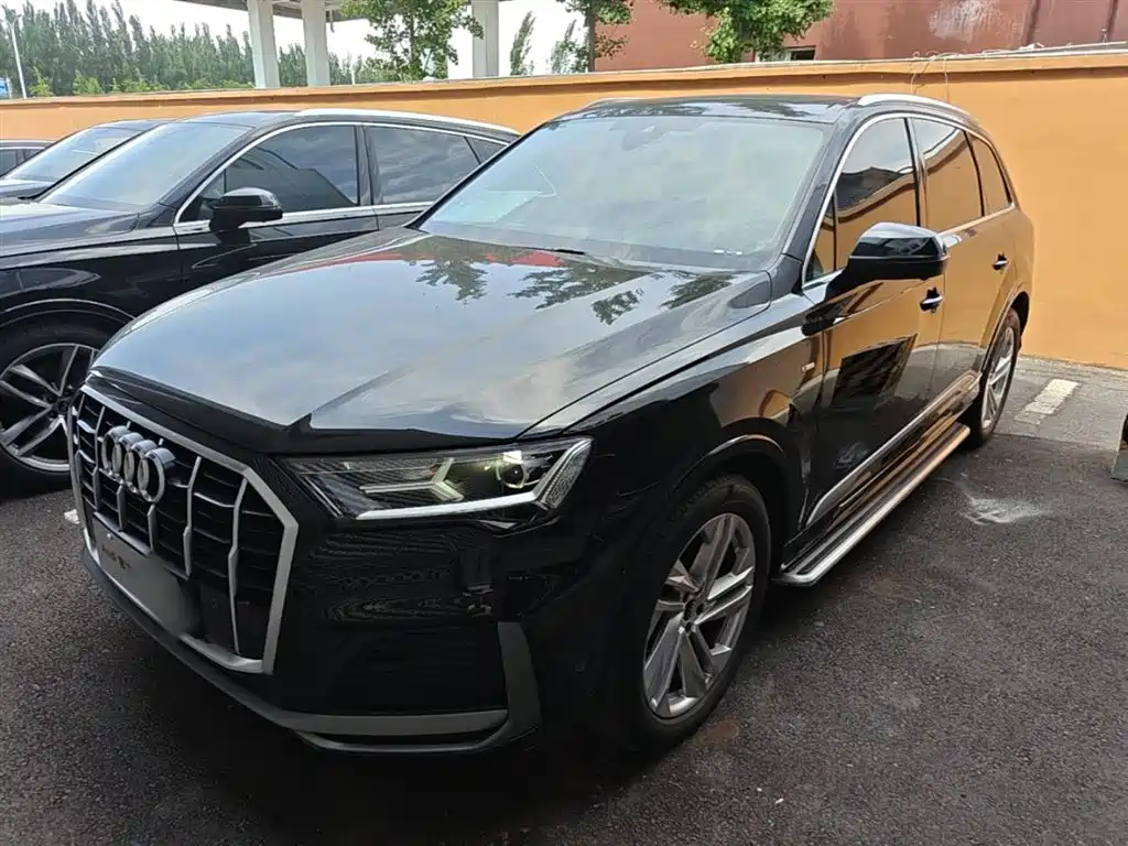 Audi Q7 2023 45 TFSI quattro S line Sport фото 2