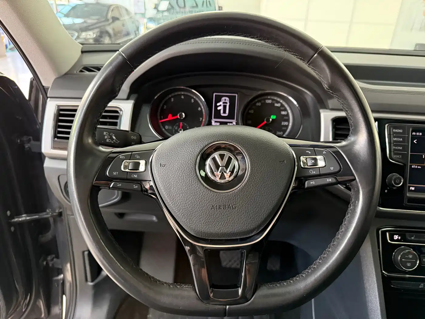 Volkswagen Teramont 2017 380TSI 4WD Luxury Edition фото 14