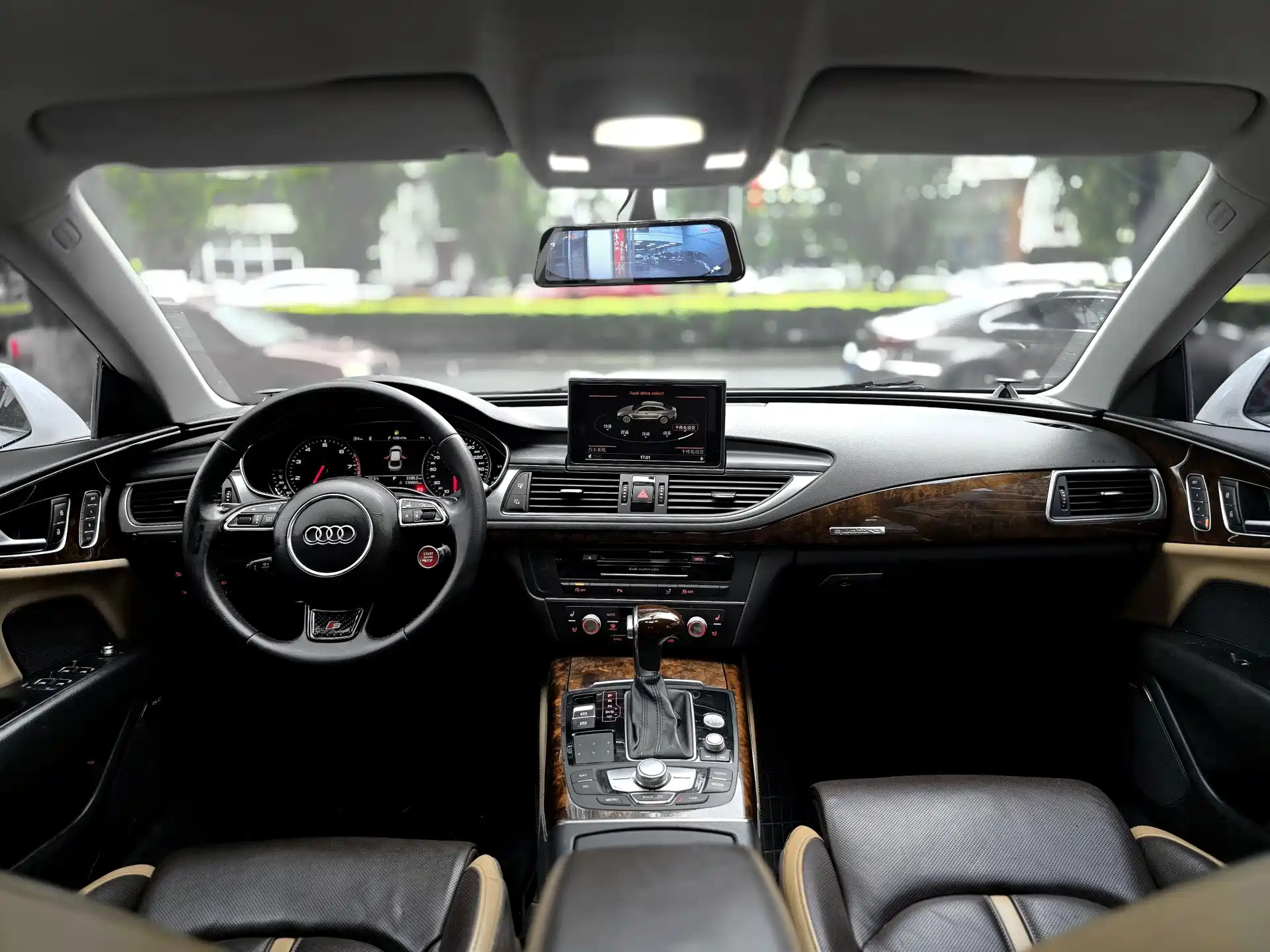 صورة 12 - Audi A7