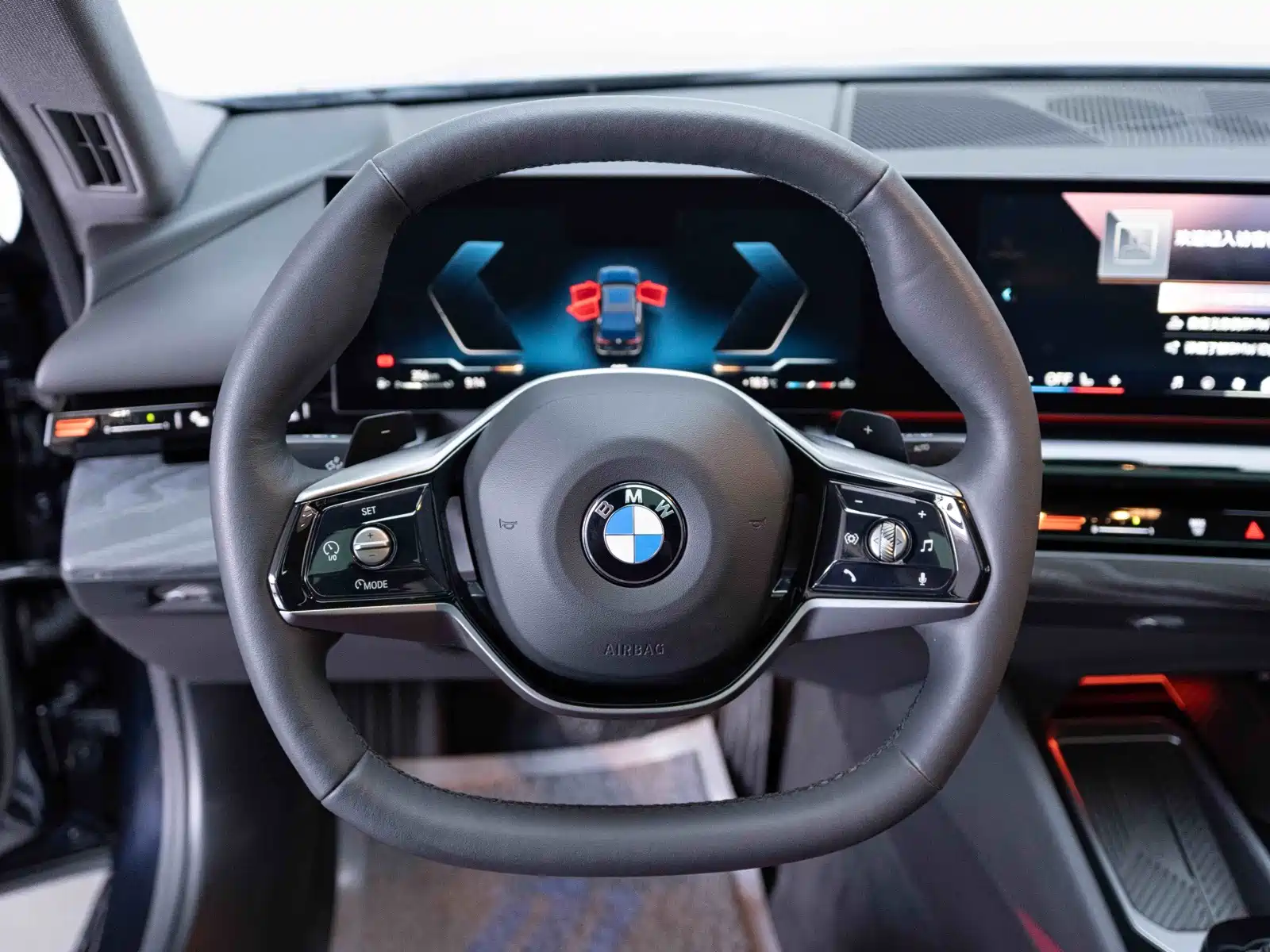 Фото 14 - BMW 5 Series