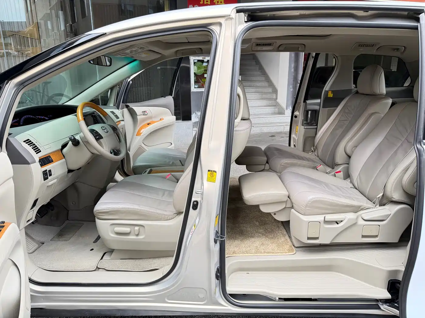 Toyota Previa 2012 2012 2.4L 7-Seater Luxury Edition