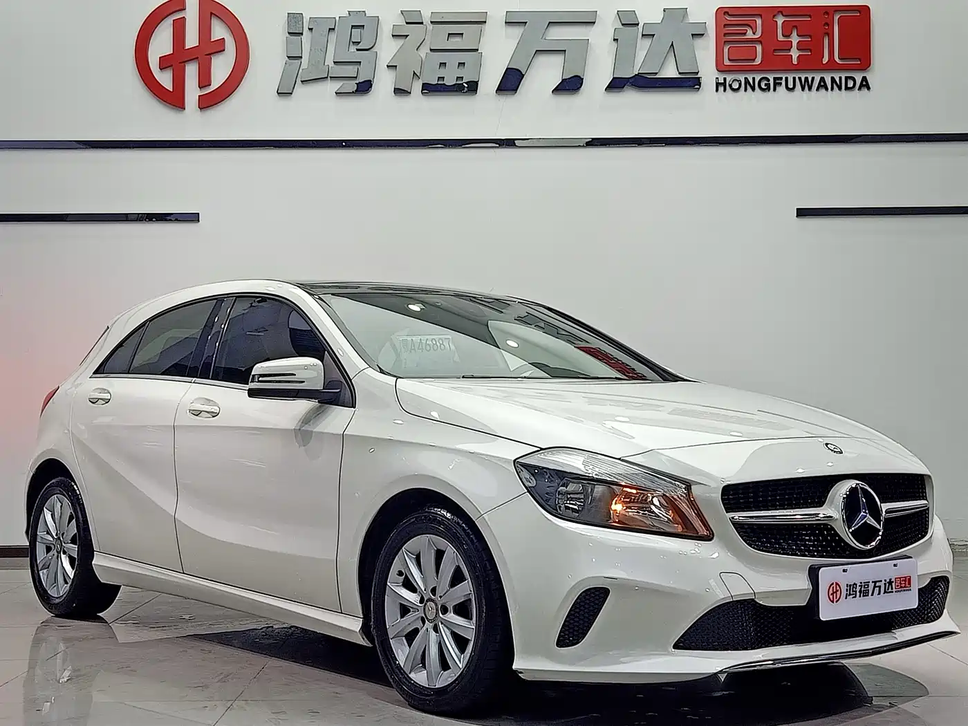 Mercedes-Benz A-Class (Import) 2016 A 180 фото 3