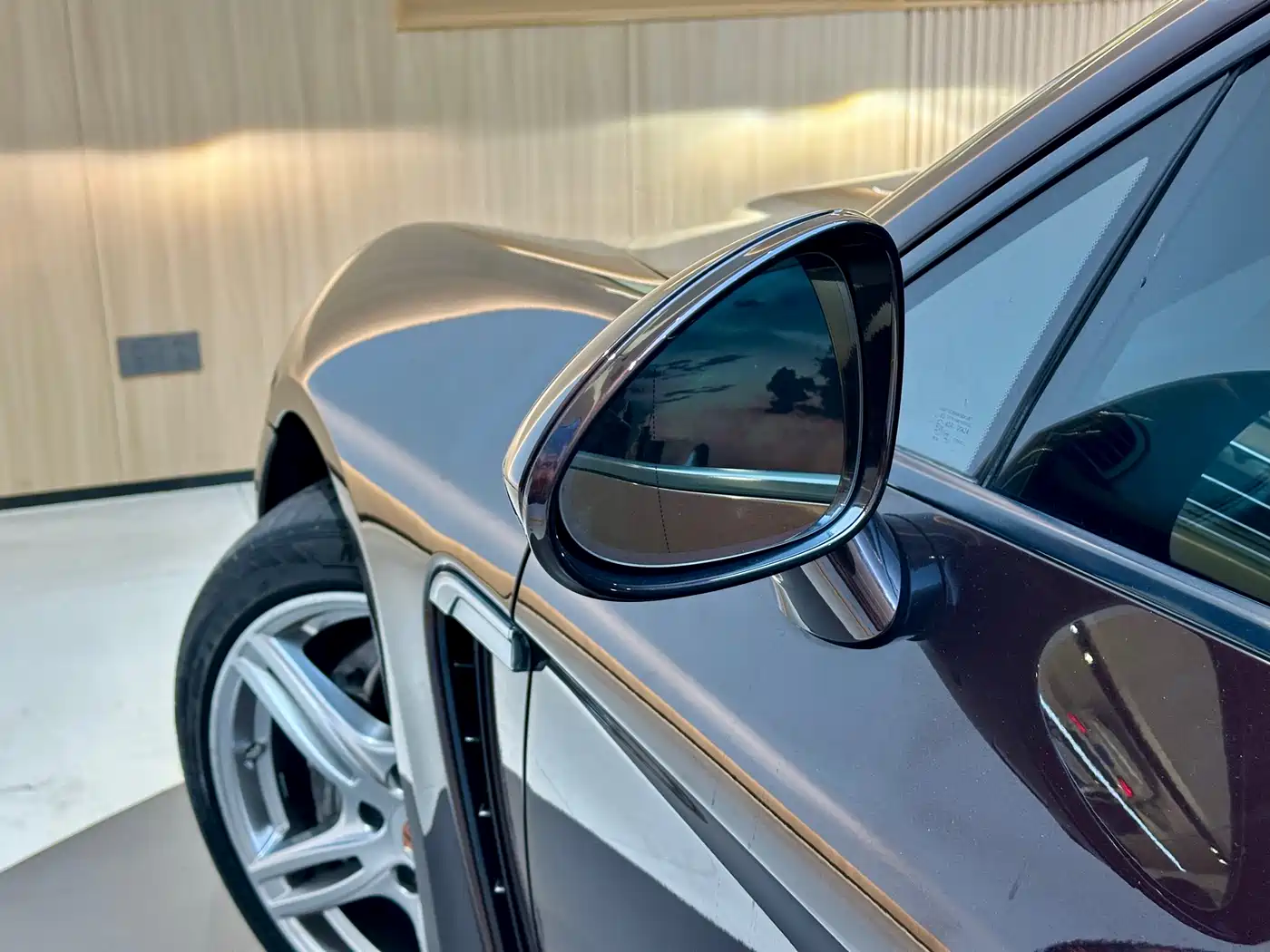 Porsche Panamera 2014 Panamera 3.0T фото 21