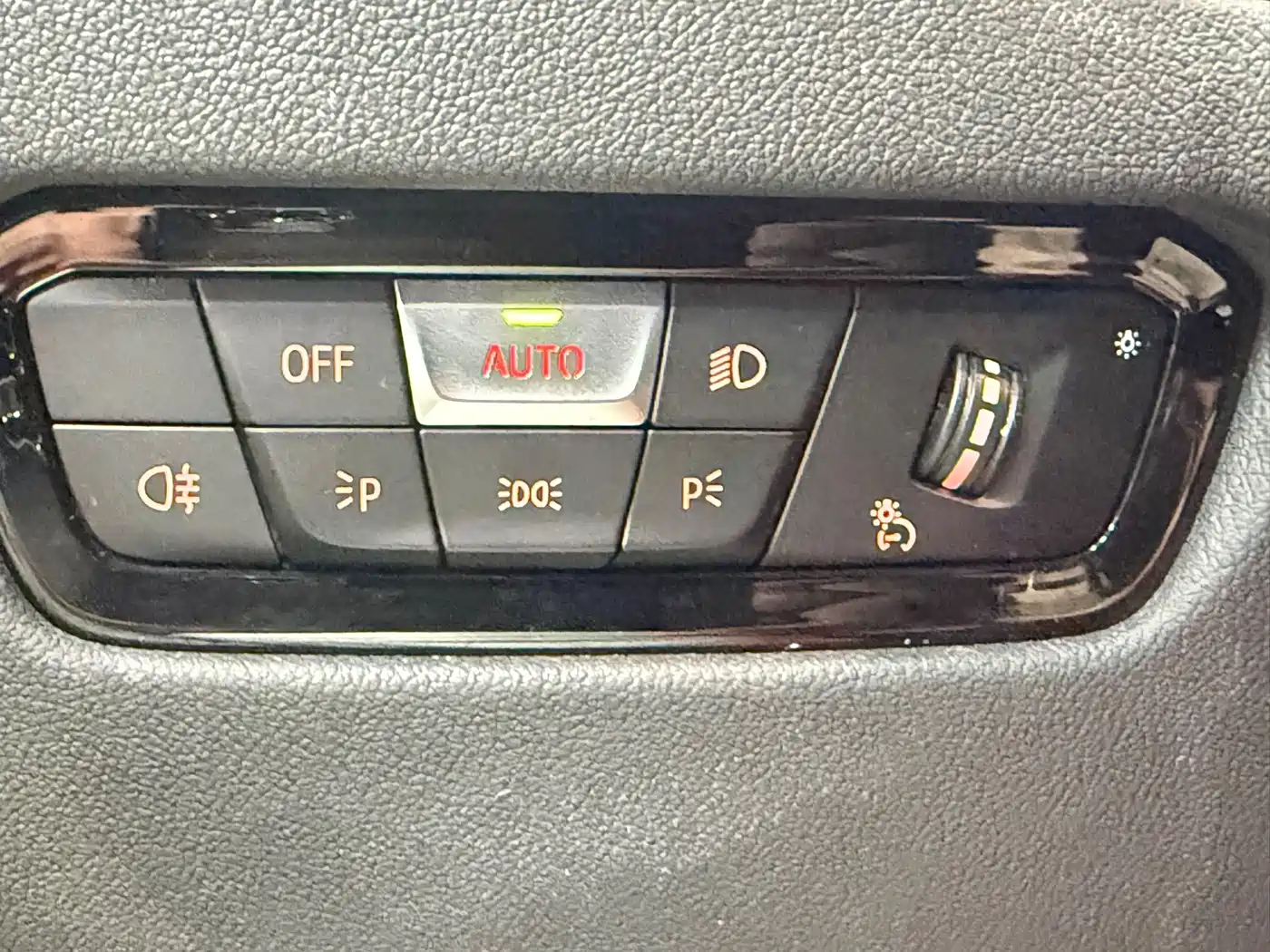 BMW 3 Series 2022 320Li M Sport Package фото 13