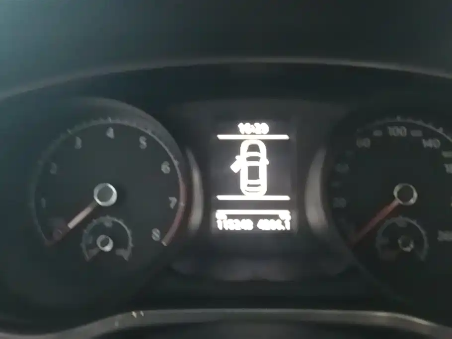 Volkswagen Passat 2017 330TSI DSG Prestige фото 14