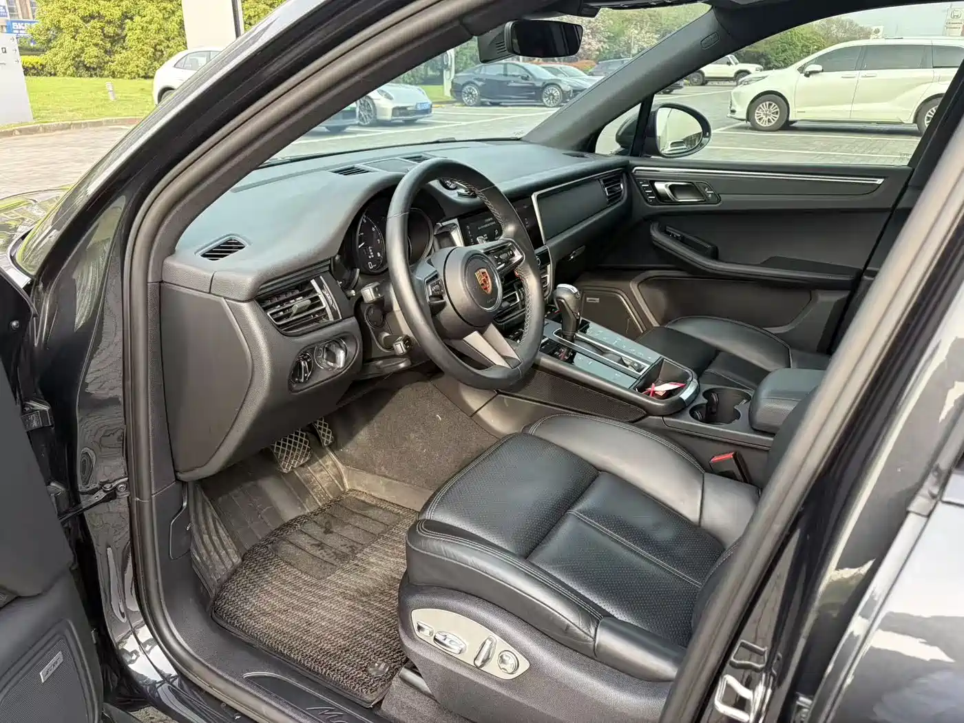 Porsche Macan 2022 Macan 2.0T фото 11