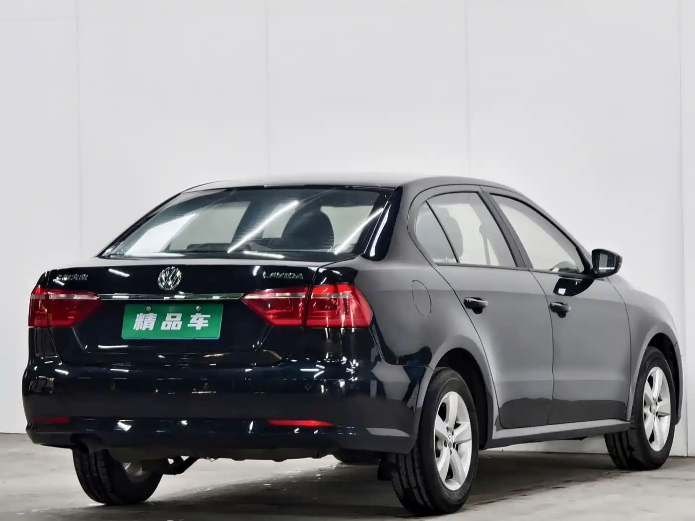 Volkswagen Lavida 2013 1.6L Automatic Trend Edition фото 4