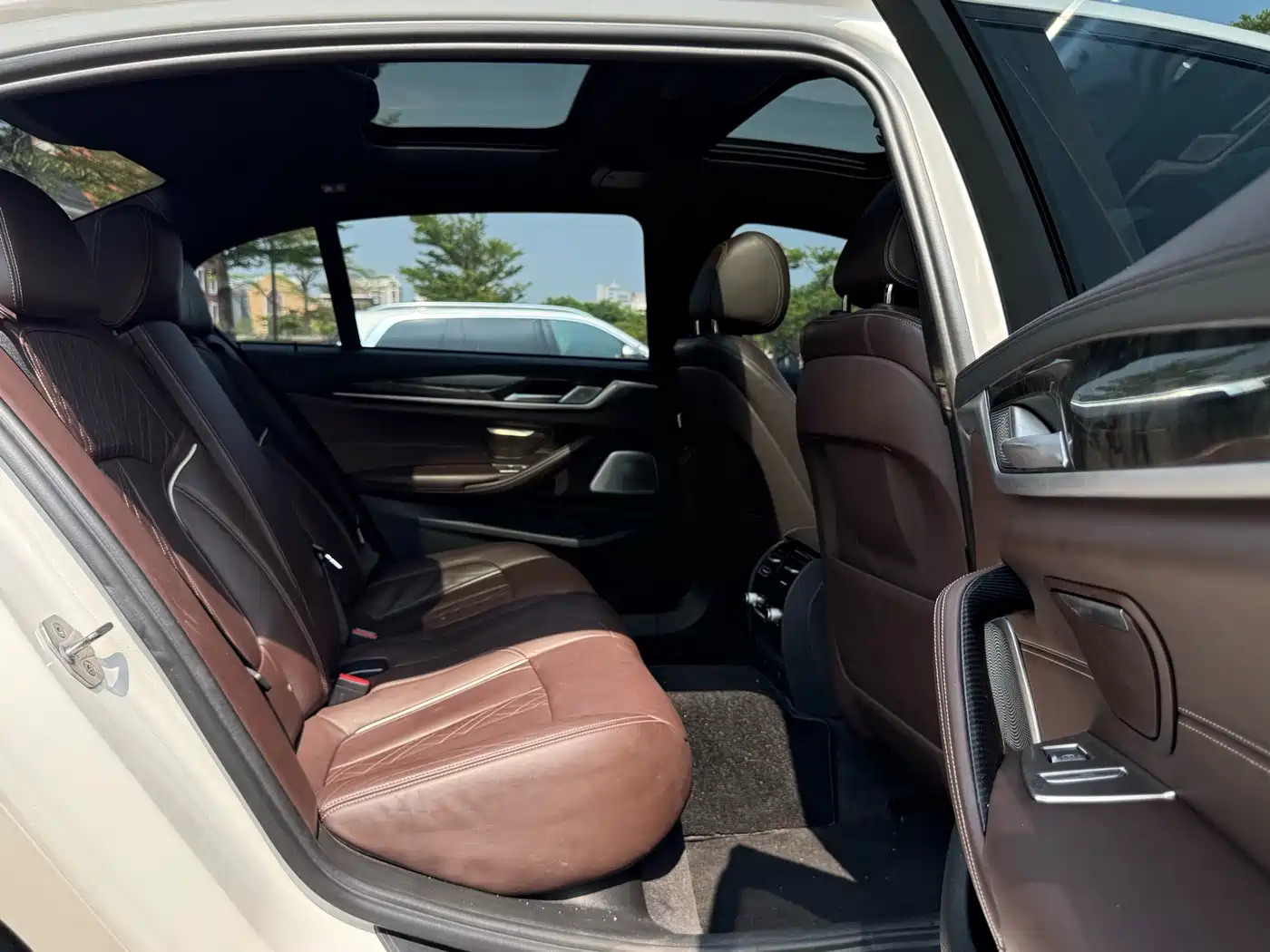 BMW 5 Series 2018 Facelift 530Li Exclusive M Sport Package фото 14