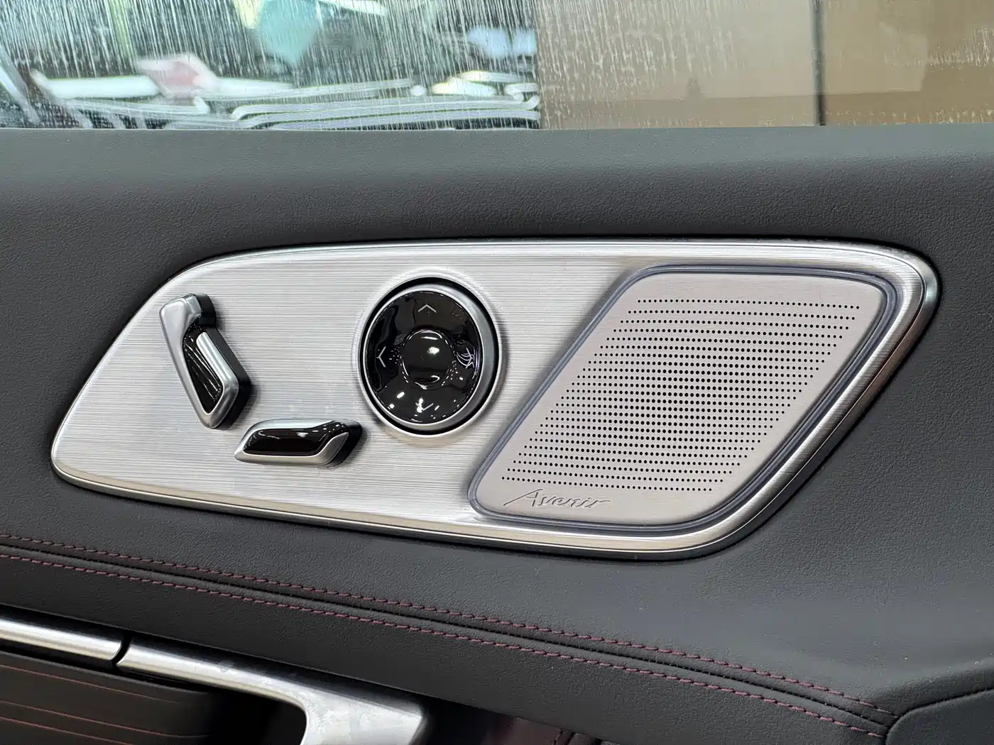 Buick Century 2025 2.0T 7-Seater World Edition фото 8