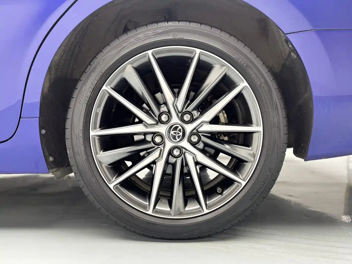 Toyota Camry 2021 Hybrid 2.5HG Luxury Edition фото 25