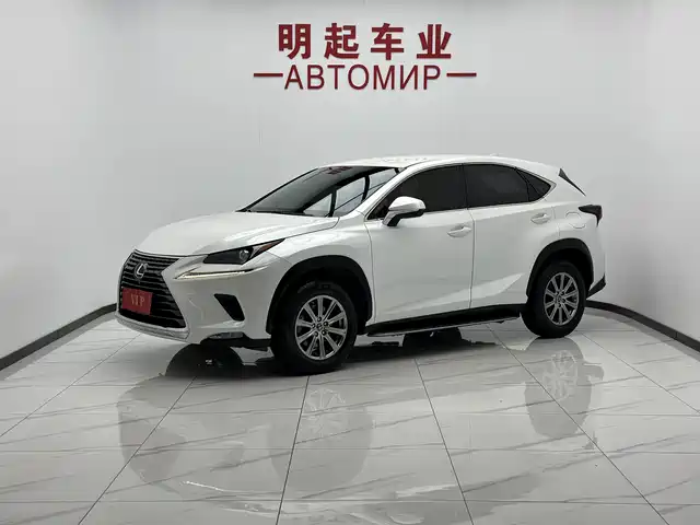 Lexus NX 2021