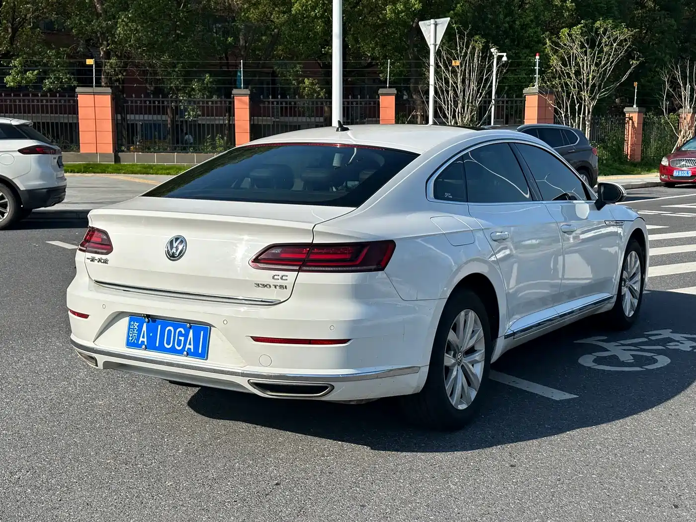 صورة 5 - Volkswagen FAW-Volkswagen CC