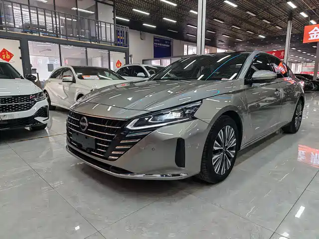 NISSAN TEANA