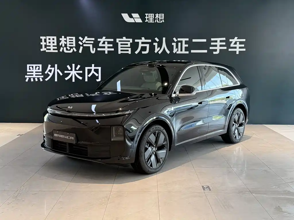 Li Auto L6 2025