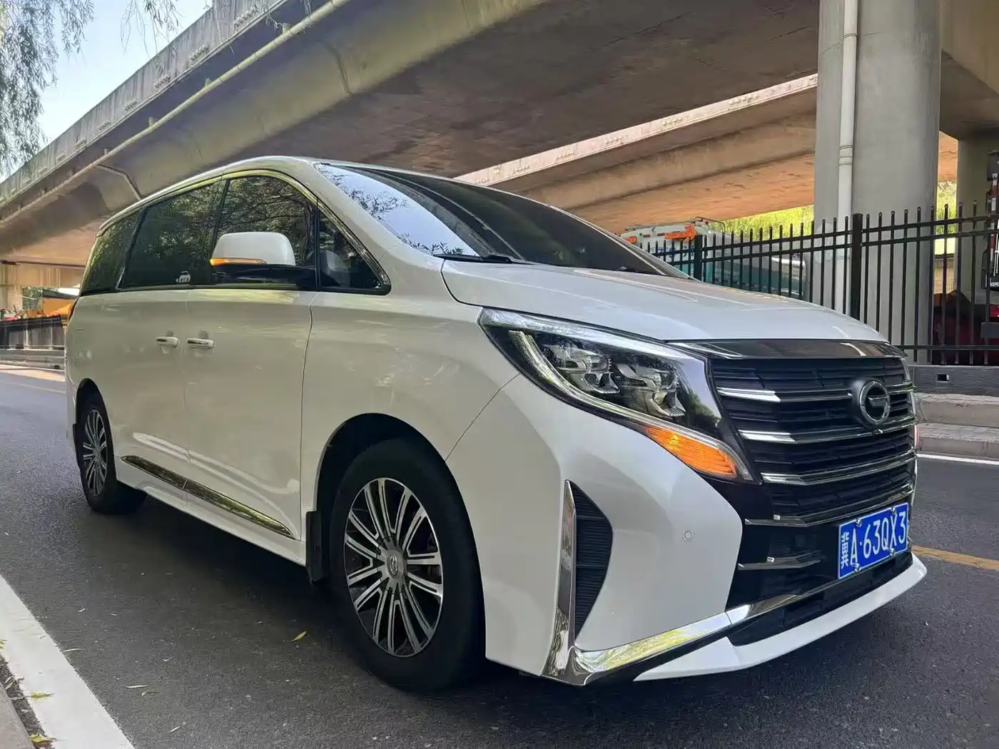 GAC TRUMPCHI M8