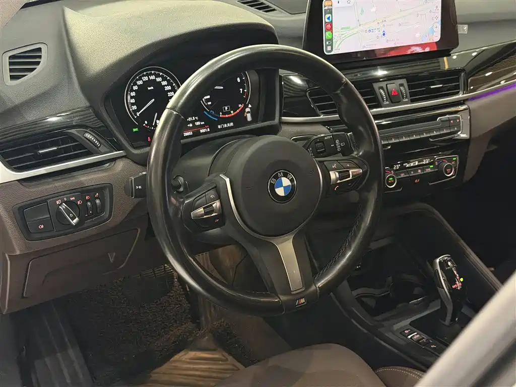 BMW X1 2022 sDrive25Li Leading фото 12