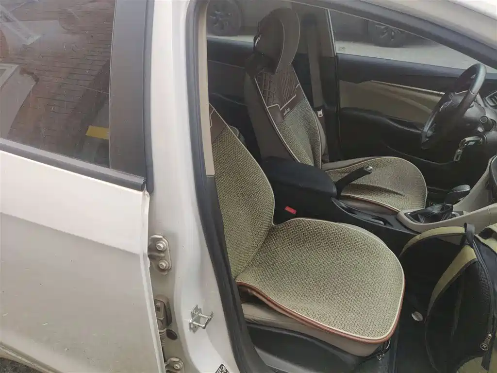 Buick Excelle 2017 15N Automatic Elite фото 25