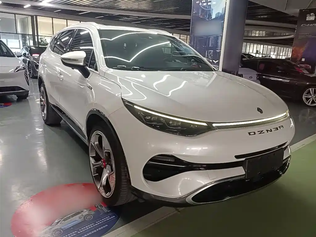 Denza X 2020 Model PHEV Flagship Edition фото 4