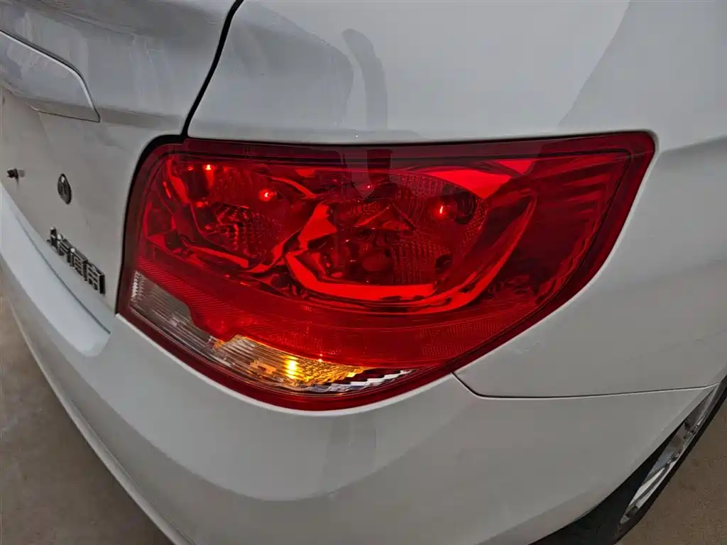 Chevrolet Sail 2018 Sail 3 1.3L AMT Ideal фото 8