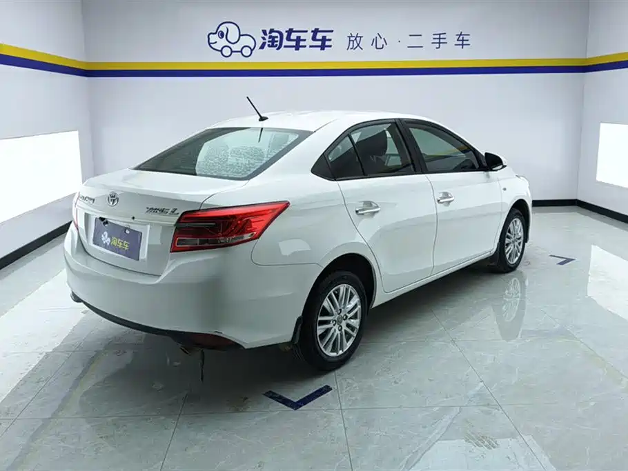 Toyota YARiS L Zhi Xiang 2017 1.5E CVT Charming Edition фото 3