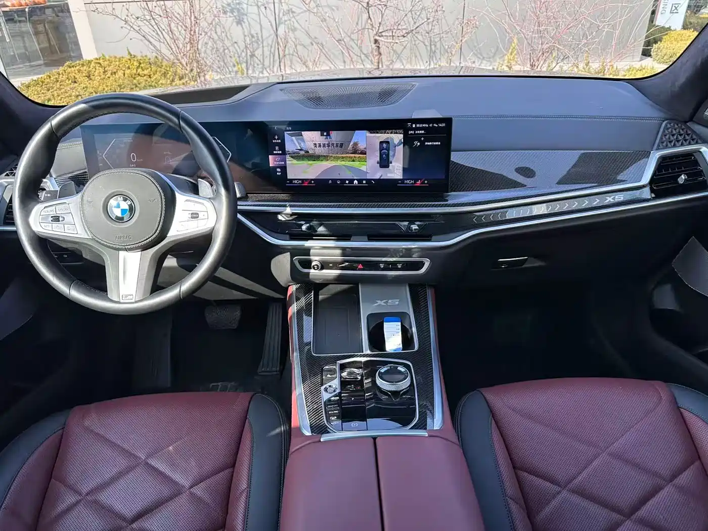 BMW X5 2025 Model xDrive 40Li M Sport Blackout Package фото 6