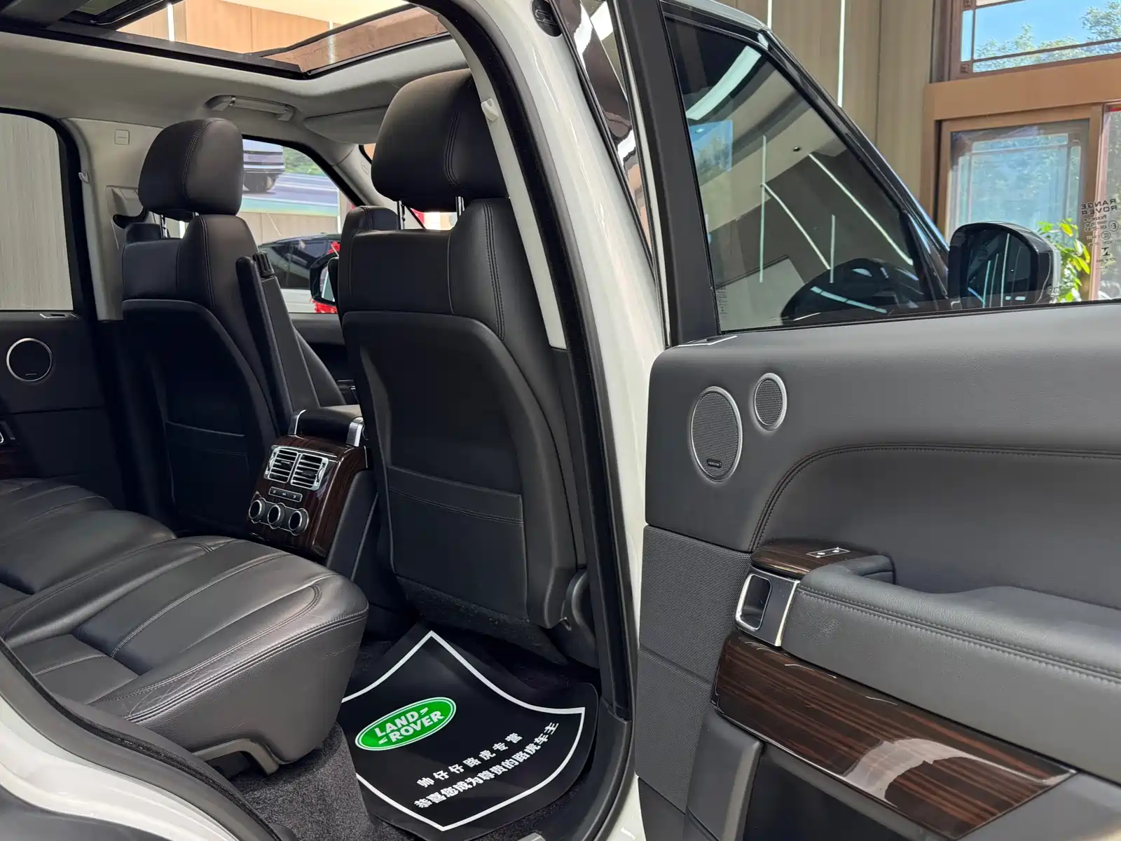 Фото 7 - Land Rover Range Rover