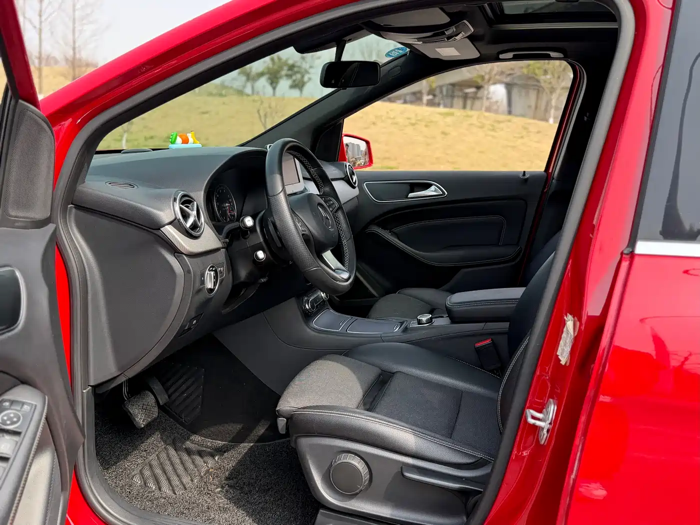 Mercedes-Benz B-Class 2015 B 200 Dynamic фото 5