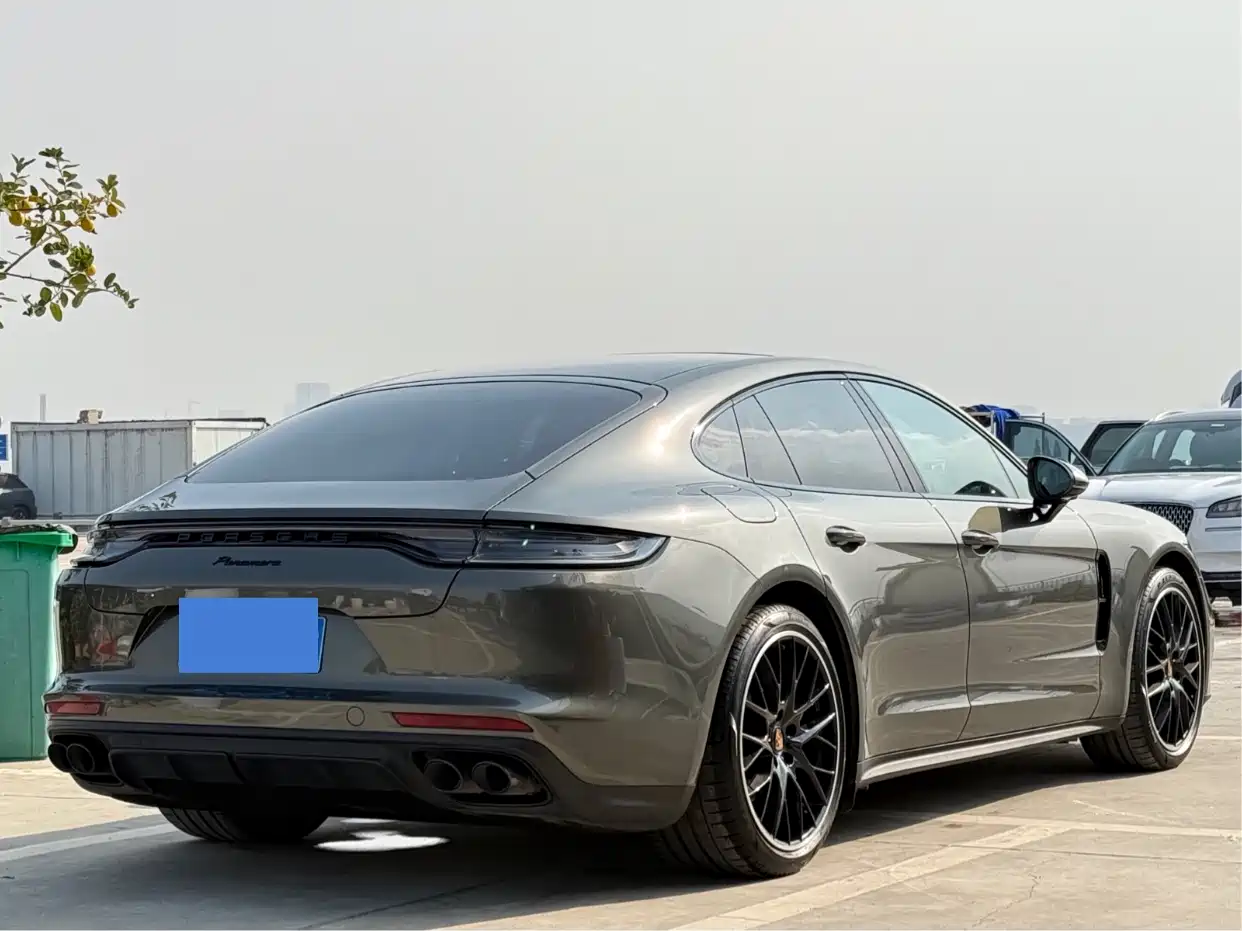 Porsche Panamera 2023 Facelift Panamera 2.9T Platinum Edition фото 17