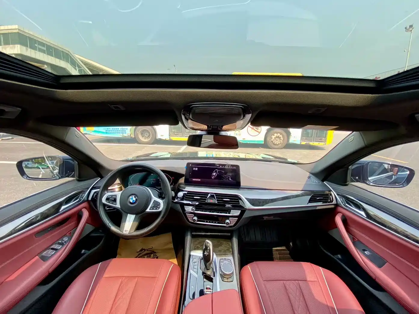 BMW 5 Series 2021 525Li M Sport Package фото 6