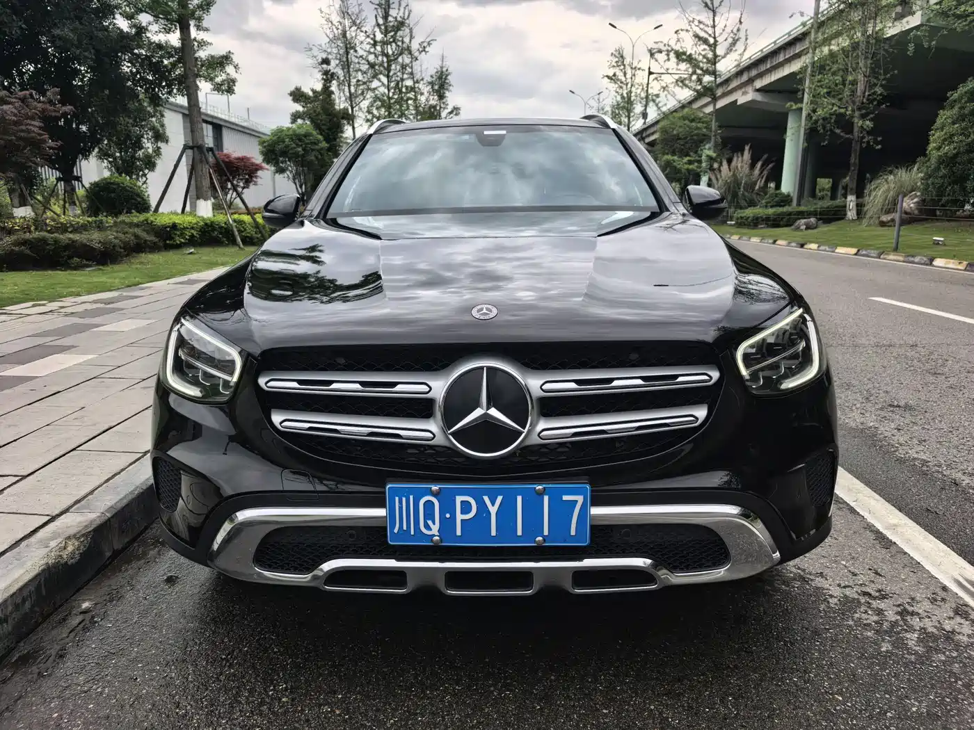Mercedes-Benz GLC 2022 Facelift II GLC 260 L 4MATIC Sport Model фото 2