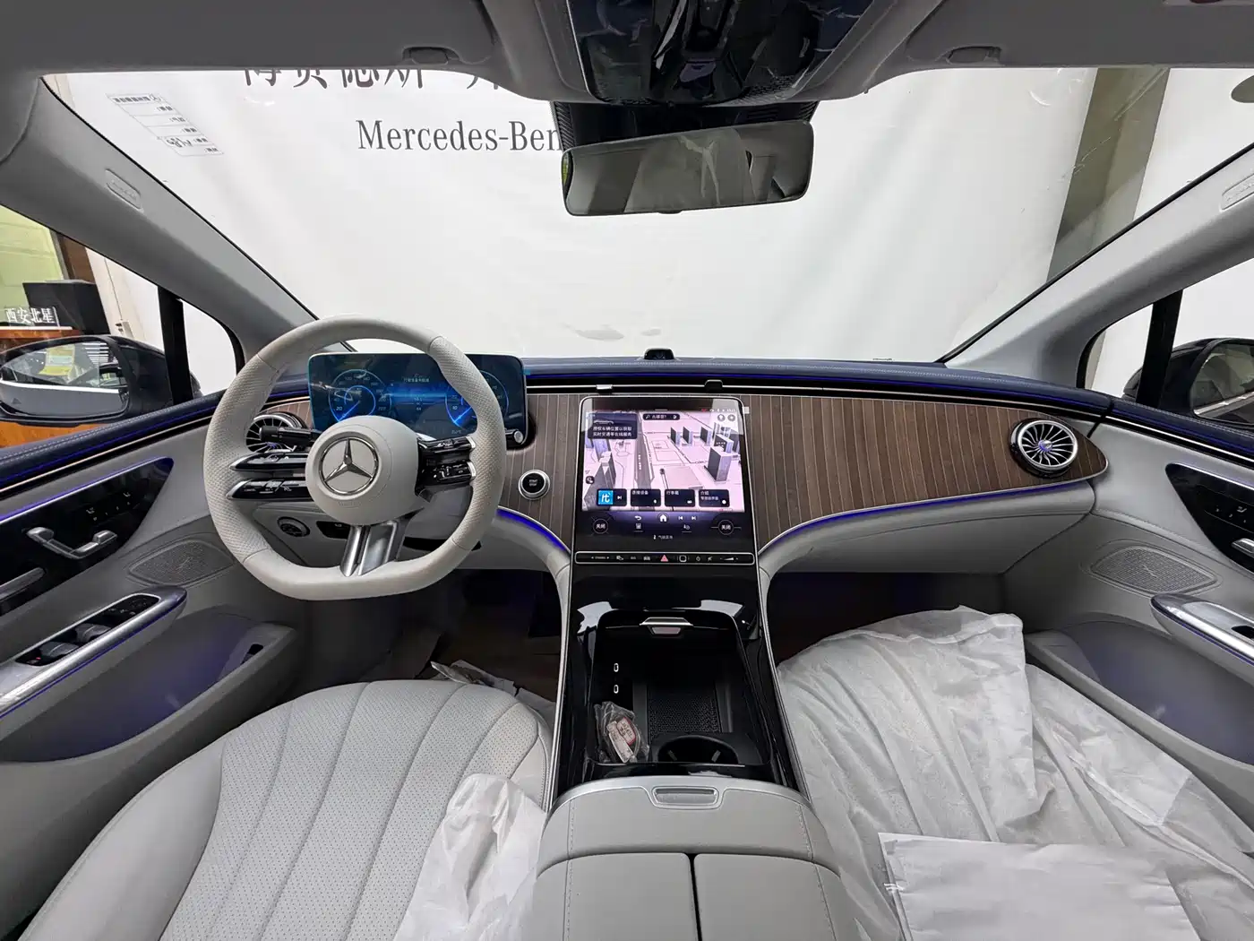 Mercedes-Benz EQE 2025 500 4MATIC Pioneer фото 15