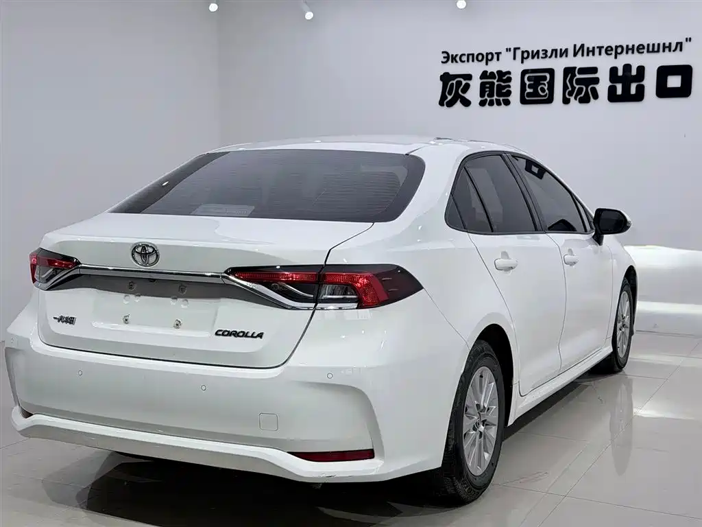 Toyota Corolla 2021 TNGA 1.5L CVT Elite Edition фото 4