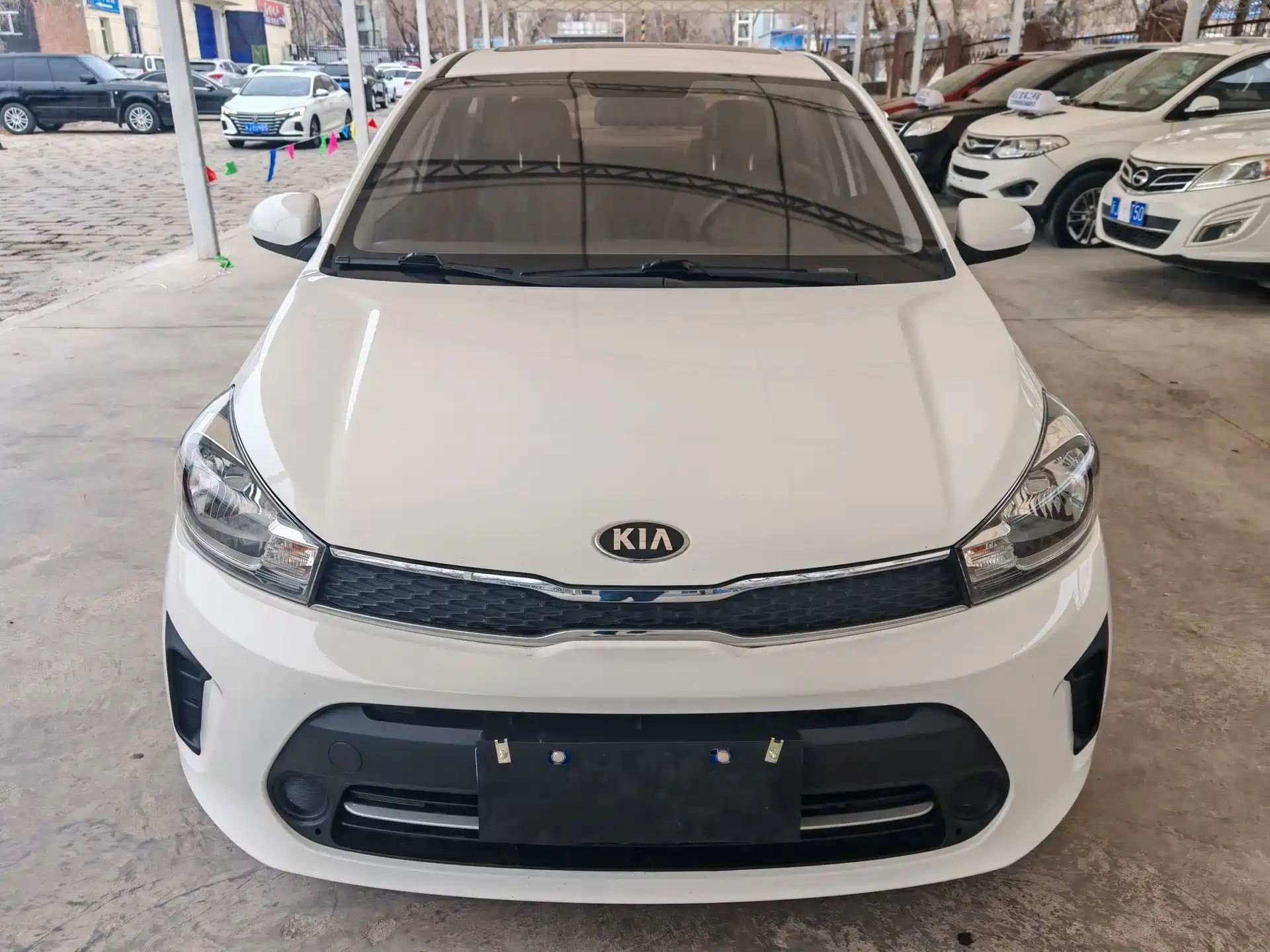 Фото 2 - Kia Pegas